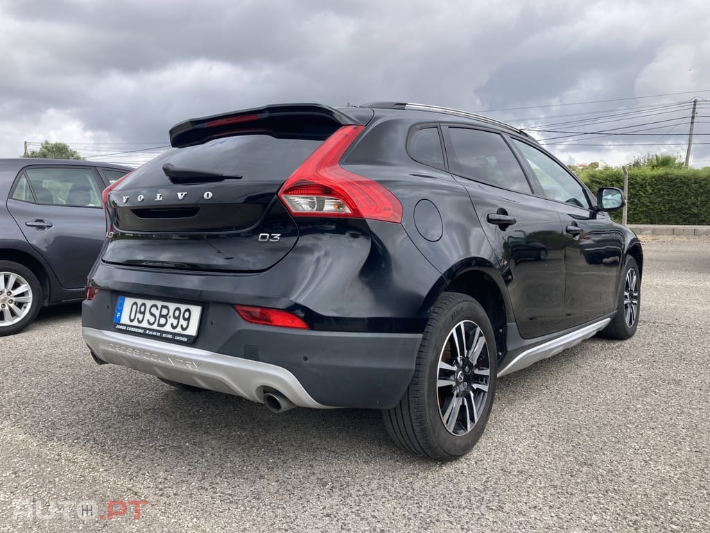 Volvo V40 Cross Country 2.0 D2 Momentum