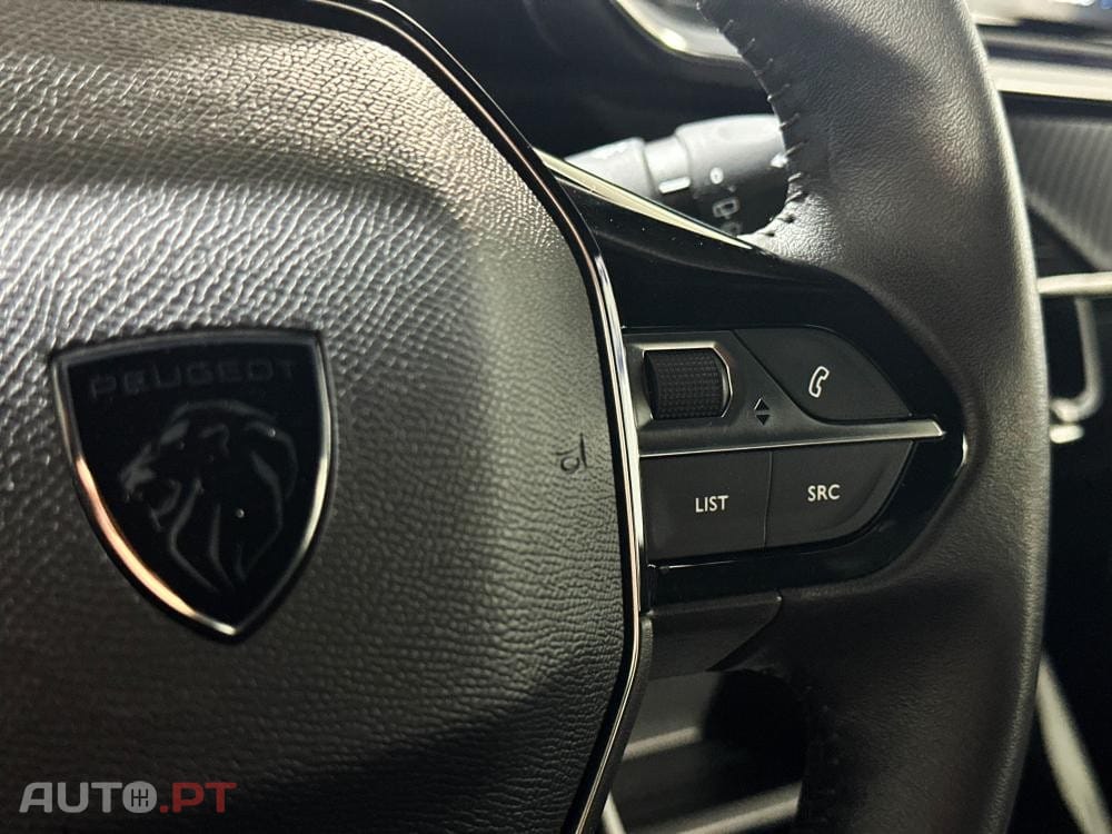 Peugeot 2008 1.2 PureTech Allure Pack