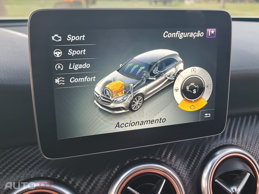 Mercedes-Benz A 180 d AMG Line