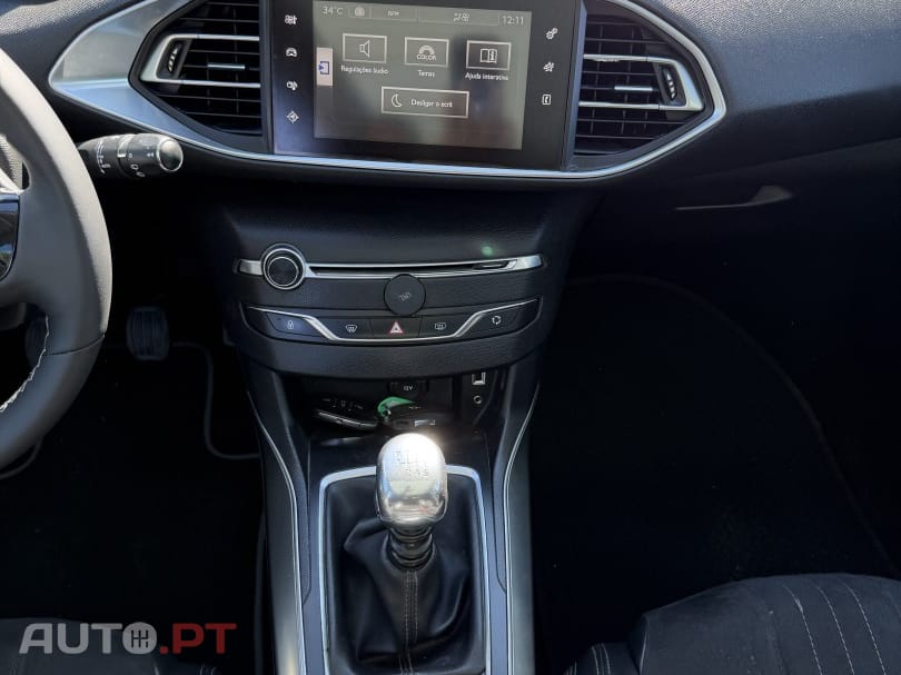 Peugeot 308 1.6 BlueHDi Allure J17