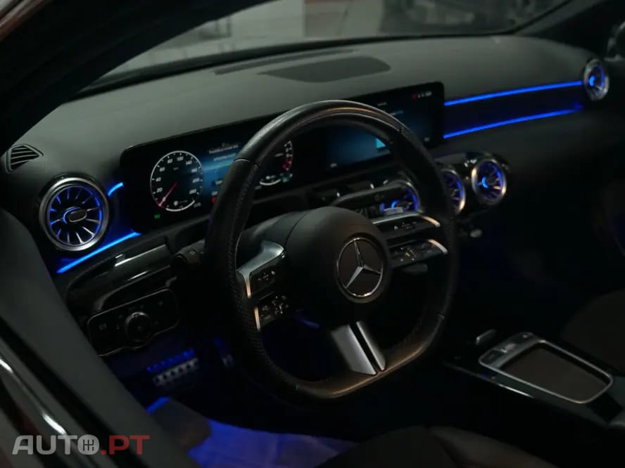 Mercedes-Benz A 250 e