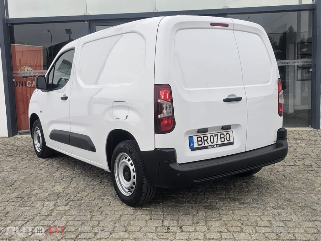 Peugeot Partner 1.5 BlueHDi Premium Standard