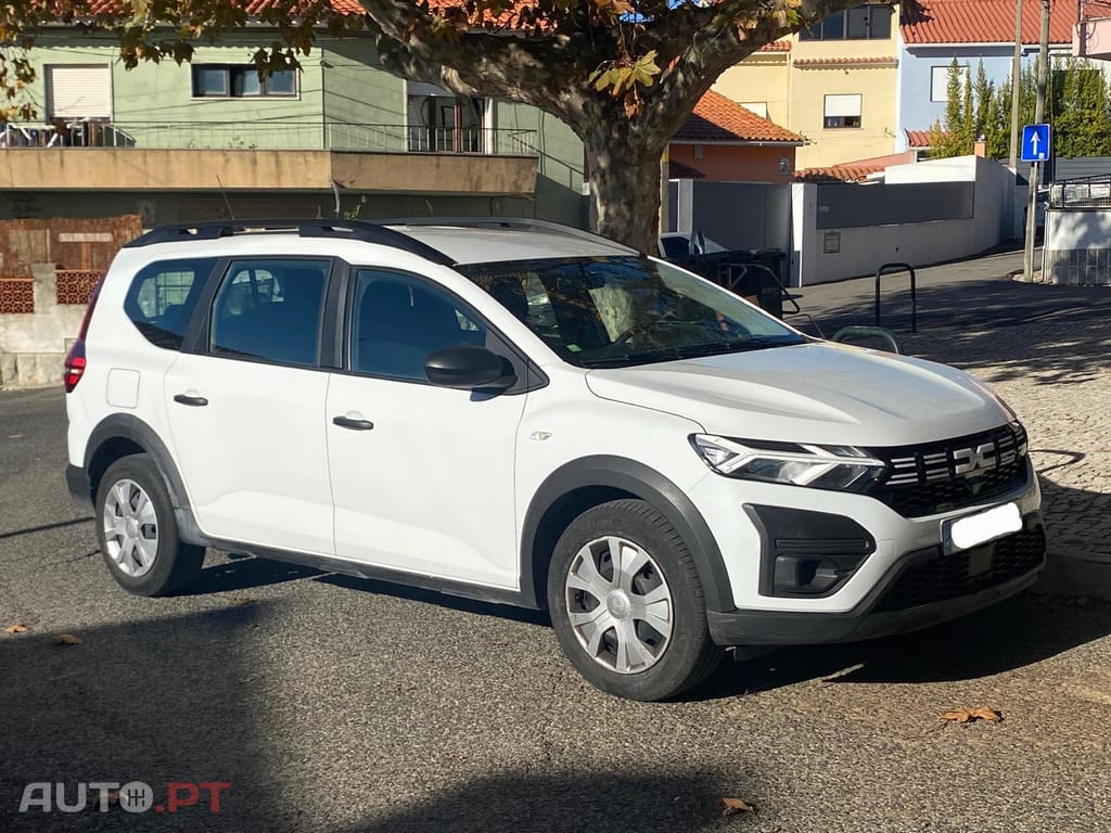 Dacia Jogger 1.0 ECO-G GPL 100 ESSENTIAL