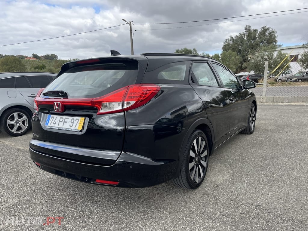 Honda Civic Tourer 1.6 i-DTEC Executive Navi