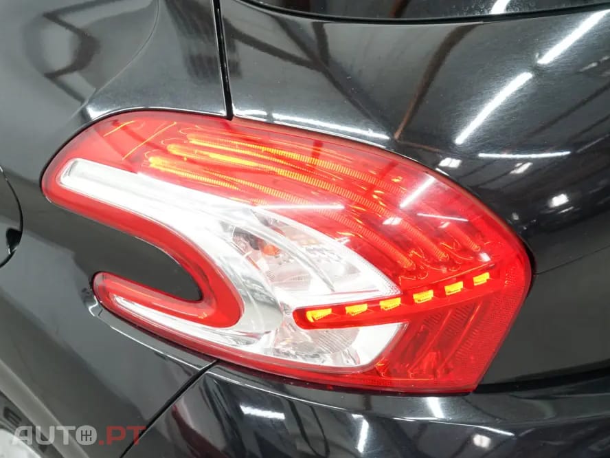 Peugeot 208 1.2 PureTech Style