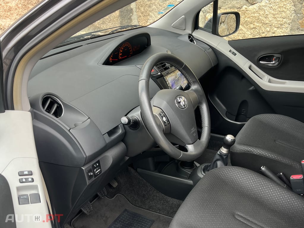 Toyota Yaris 1,0 vvt-i