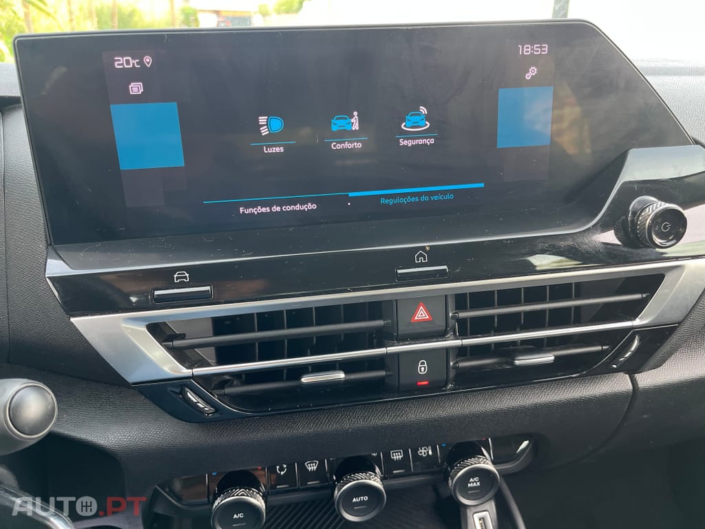 Citroen C4 PureTech 130 Stop&Start EAT8 SHINE