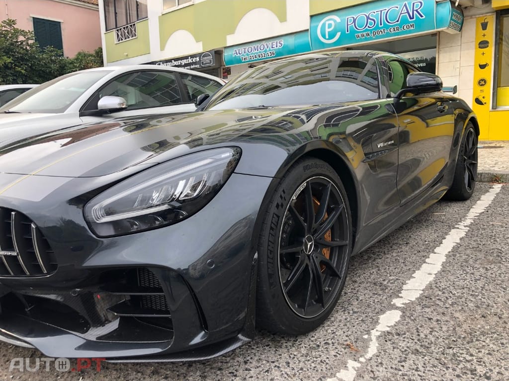 Mercedes-Benz AMG GT R