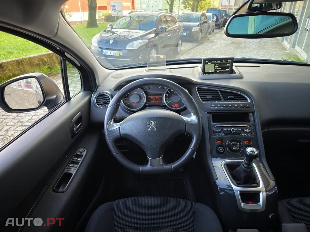 Peugeot 5008 1.2 PureTech Allure