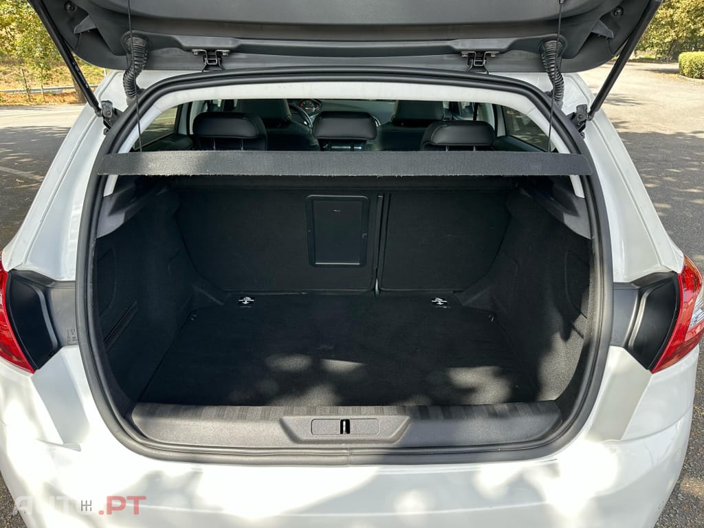 Peugeot 308 1.2 PureTech GT Line EAT6
