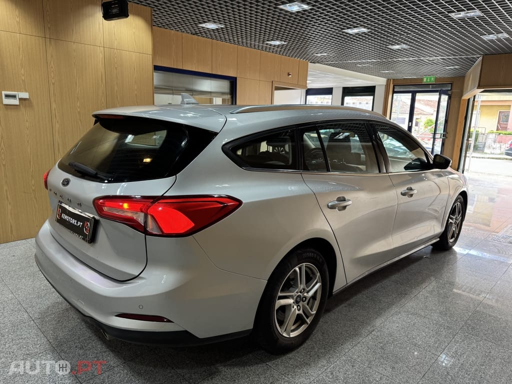 Ford Focus SW 1.5 TDCi EcoBlue ST-Line