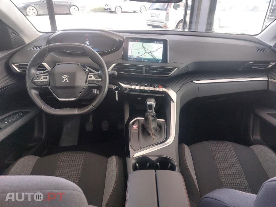 Peugeot 3008 1.5 BlueHDi Active