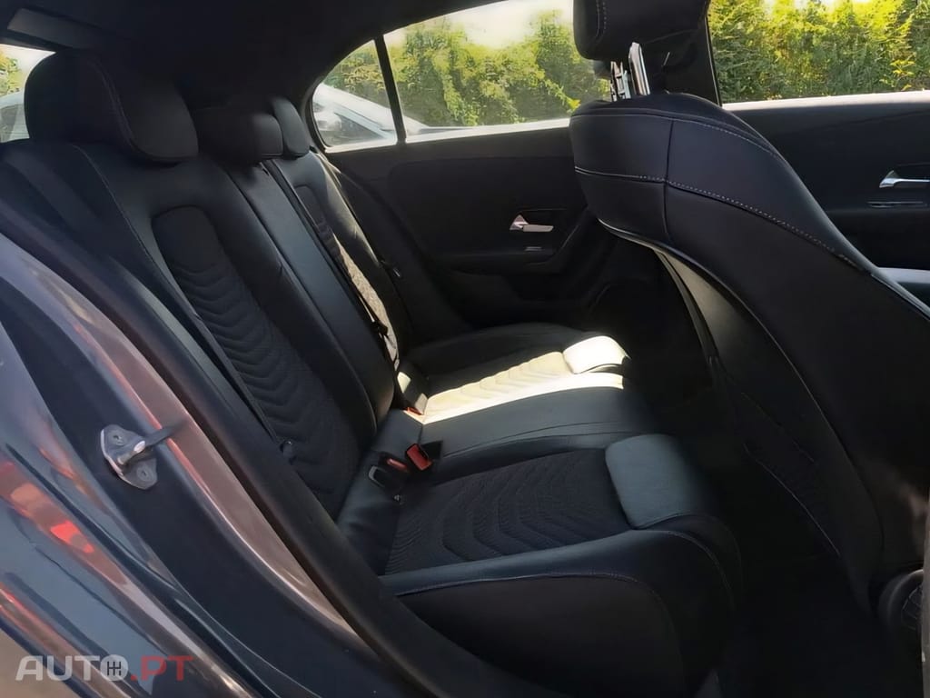 Mercedes-Benz A 250 e 8G-DCT Progressive