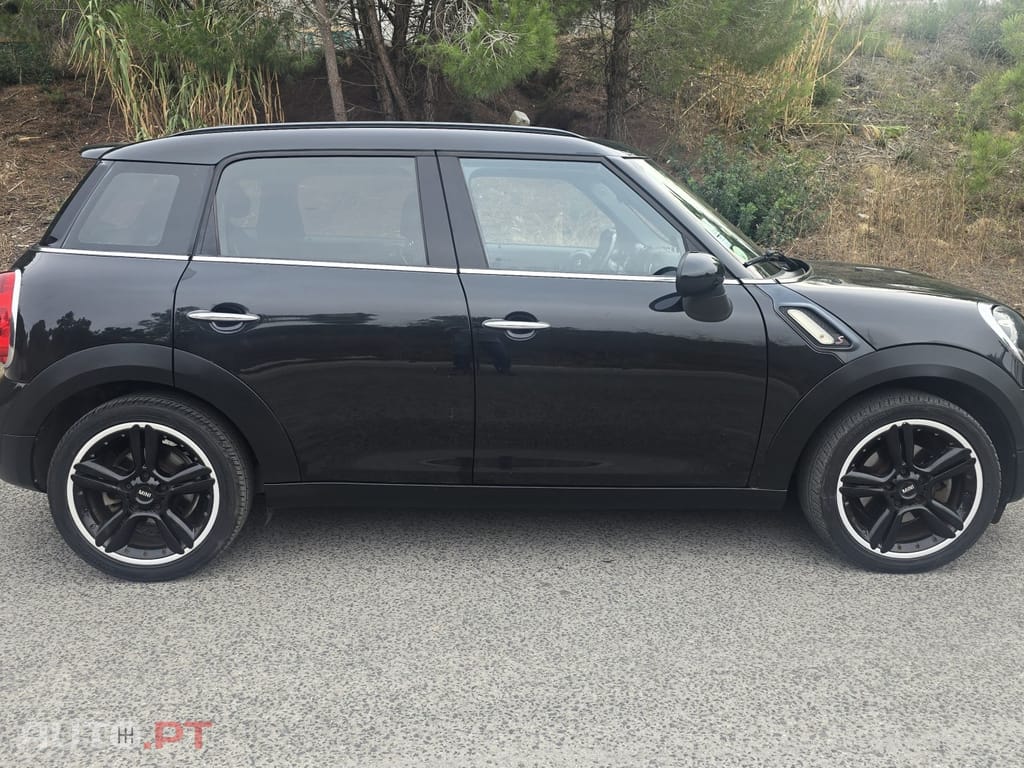 MINI Countryman Cooper SD Auto