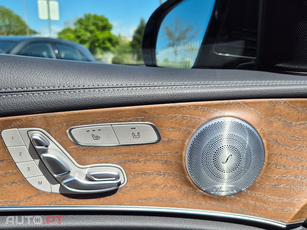 Mercedes-Benz E 300 AMG Line