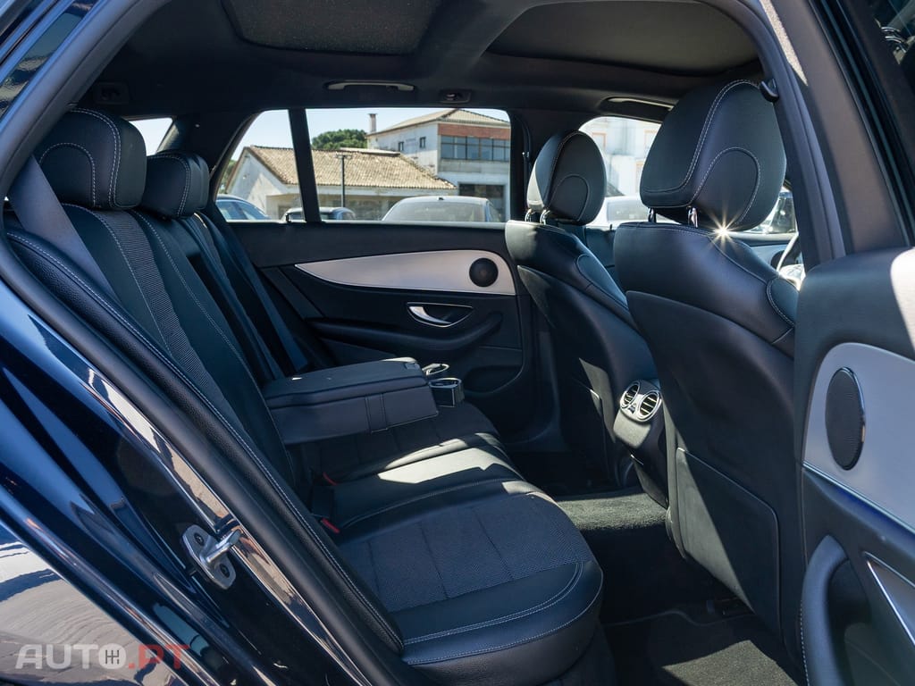 Mercedes-Benz E 300 de Avantgarde