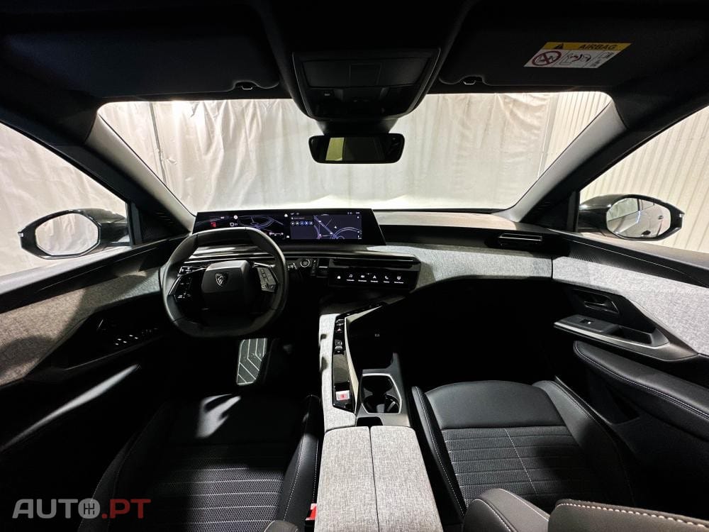 Peugeot 5008 1.2 Hybrid Allure Pack e-DCS6