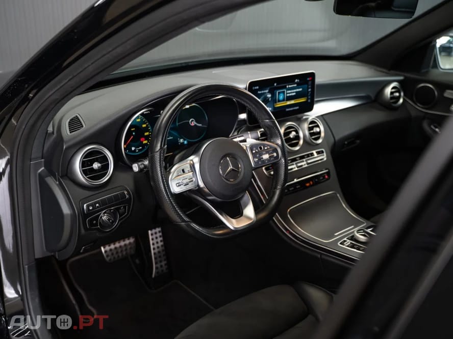 Mercedes-Benz C 300 e AMG Line