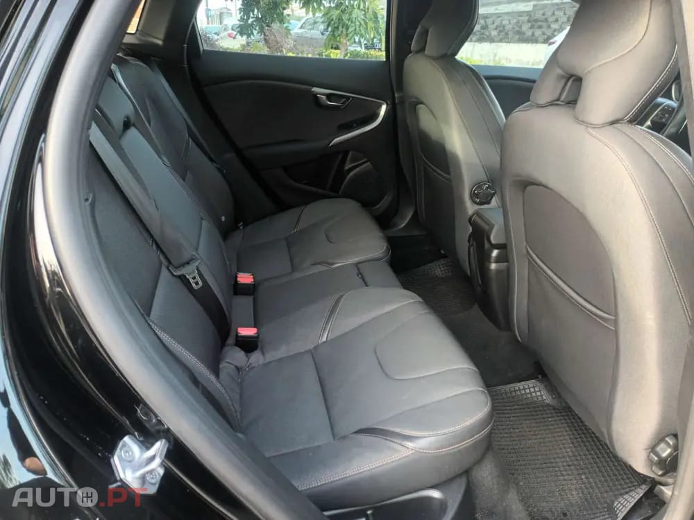 Volvo V40 Cross Country 2.0 D3 Geartronic