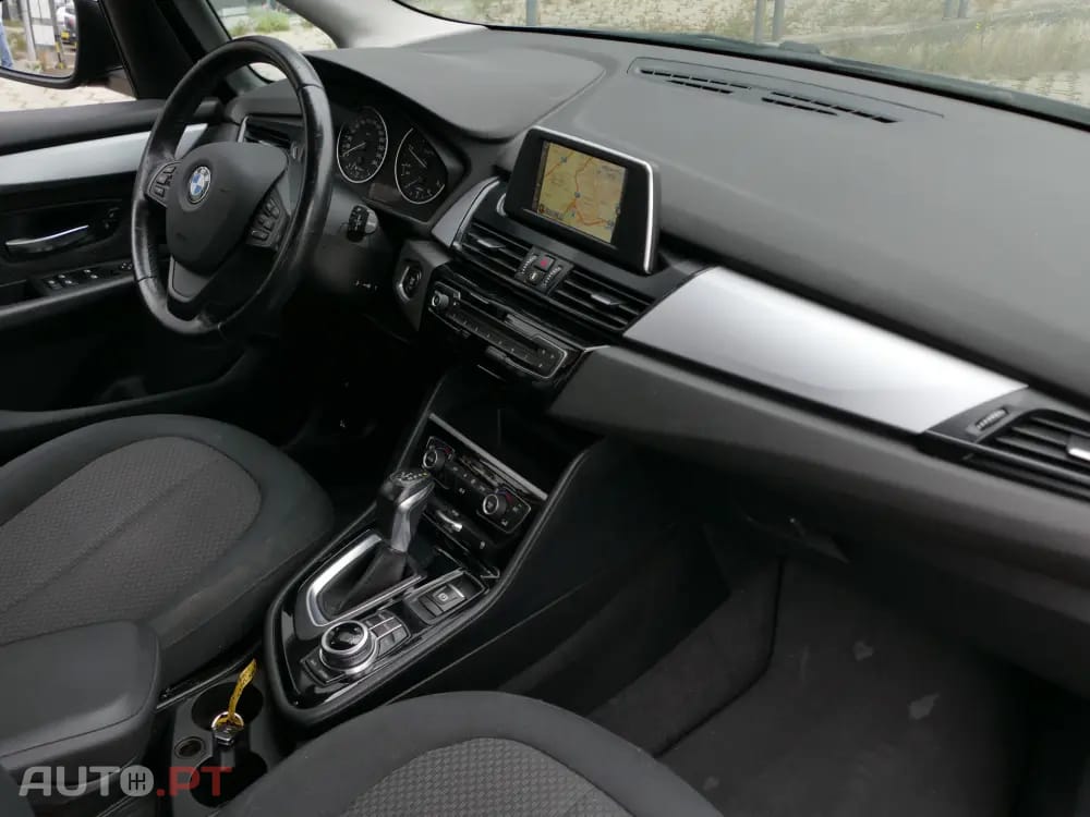 BMW 216 d Advantage Auto