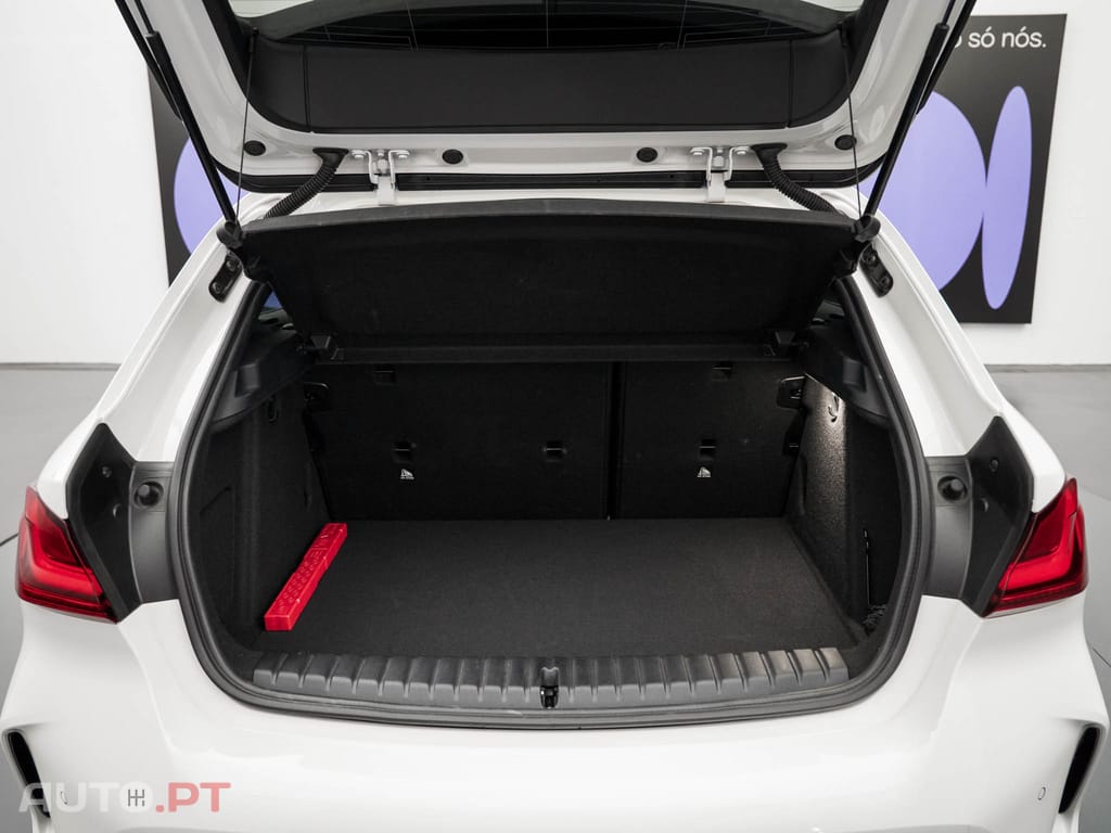 BMW 116 d Pack Desportivo M Auto