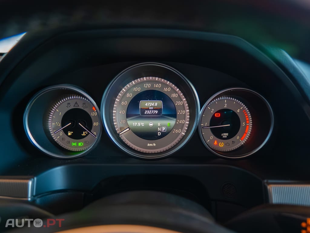 Mercedes-Benz E 250 CDi Avantgarde BlueEfficiency Auto.