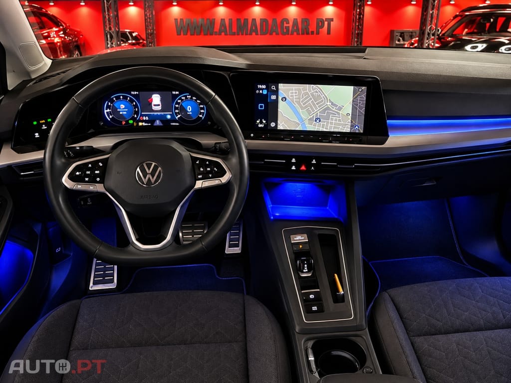 Volkswagen Golf 1.0 eTSI Life DSG