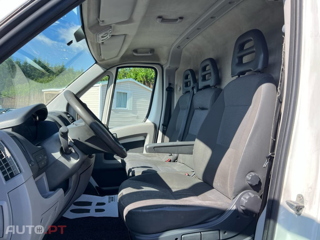 Peugeot Boxer 2.2 HDi 330 L2H2