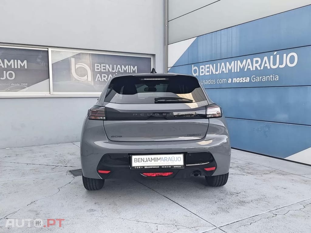 Peugeot 208 1.2 Hybrid Allure e-DCS6