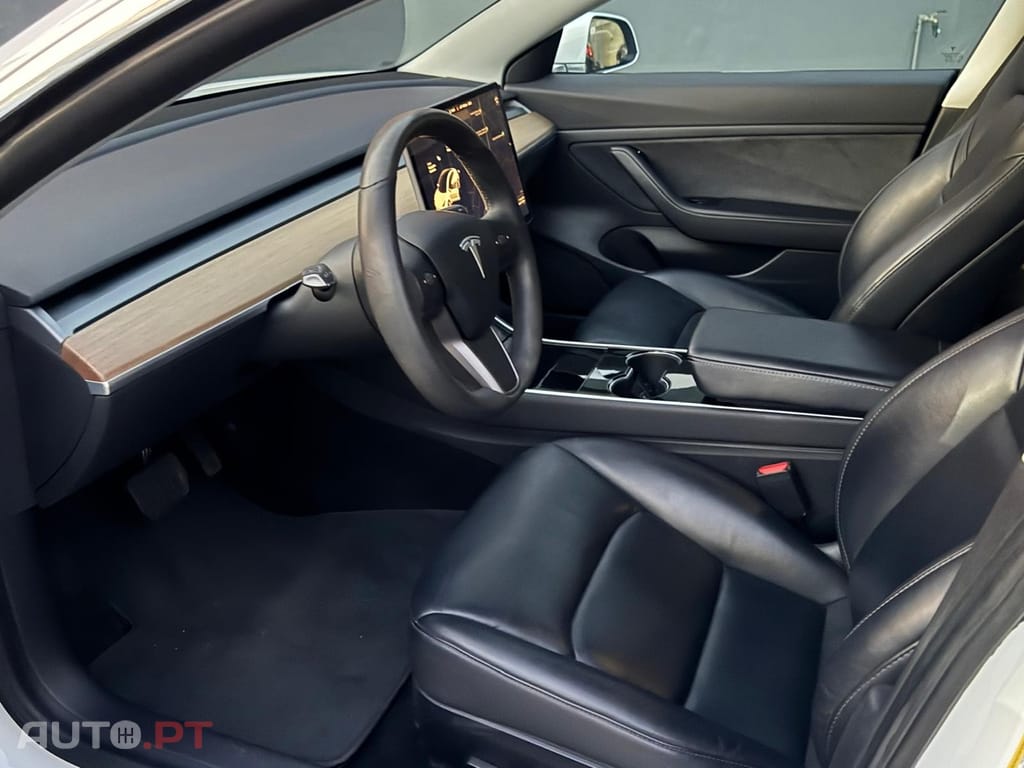 Tesla Model 3 Long-Range Dual Motor AWD