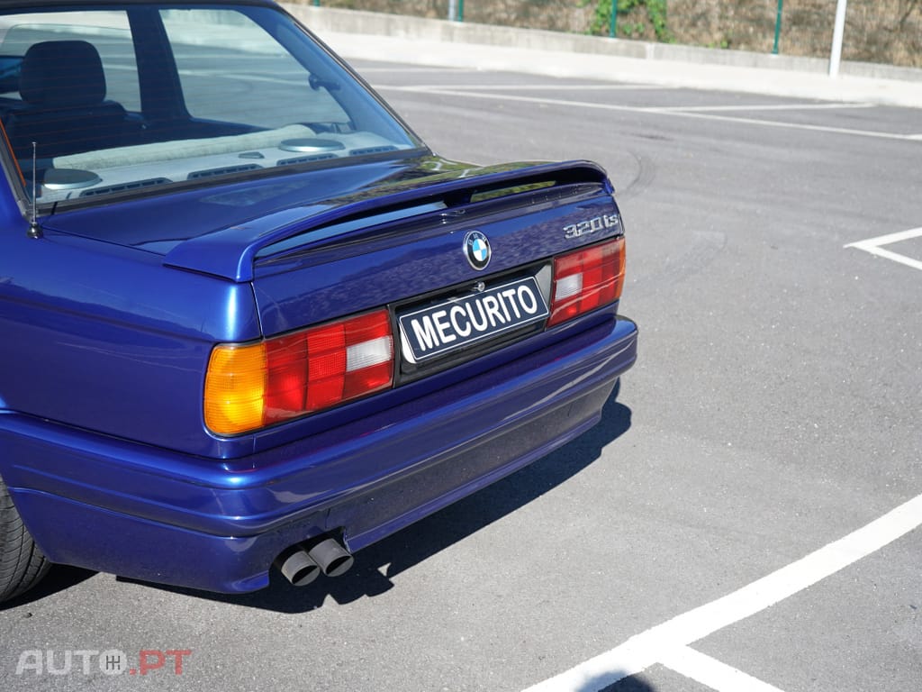 BMW 320 iS
