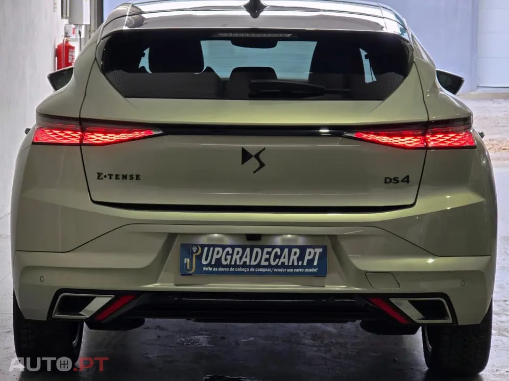 DS DS4 E-TENSE 225 PERFORMANCE LINE+