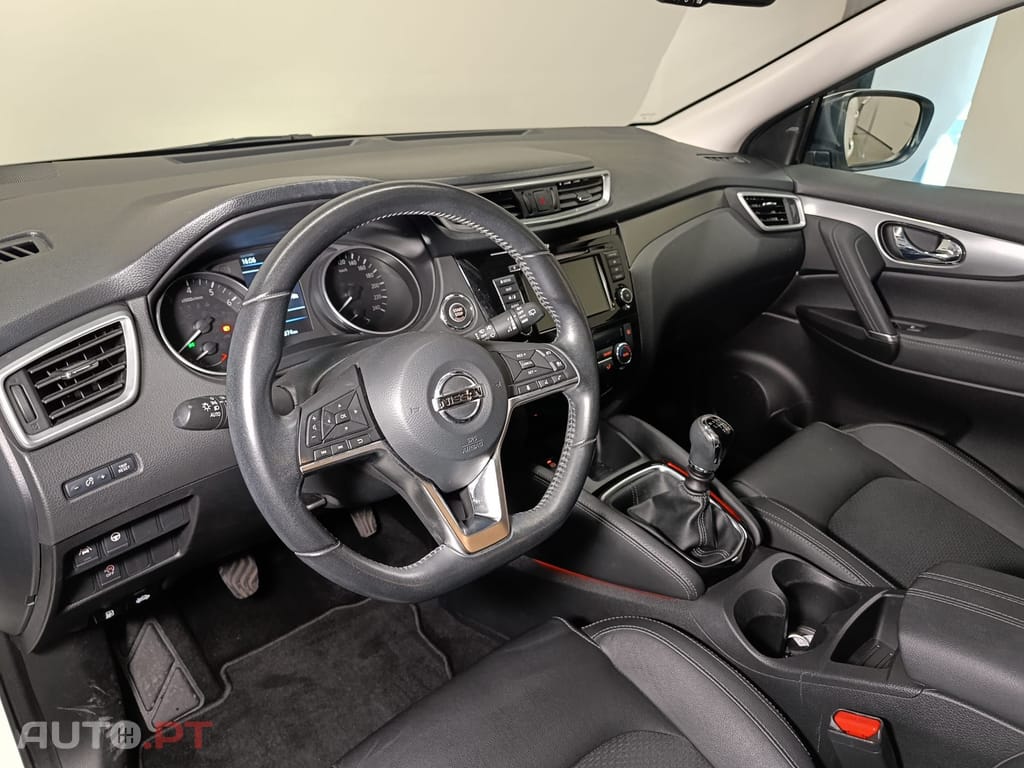 Nissan Qashqai 1.3 DIG-T N-Tekna  