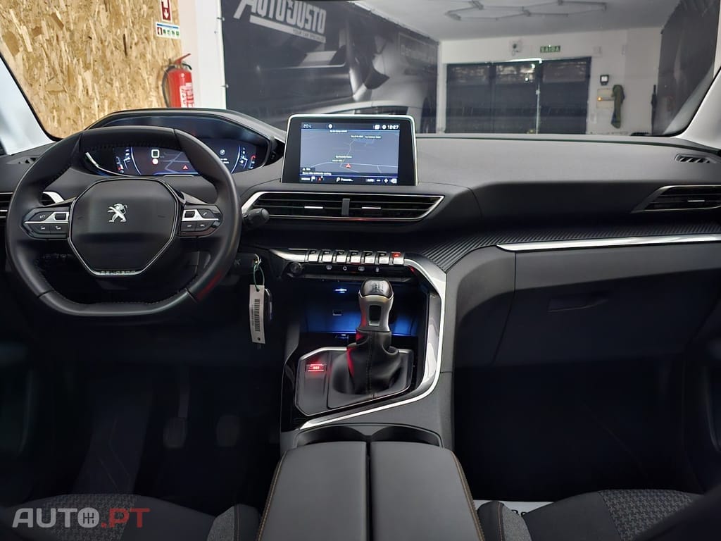 Peugeot 3008 1.5 BLUE HDI ACTIVE BUSINESS