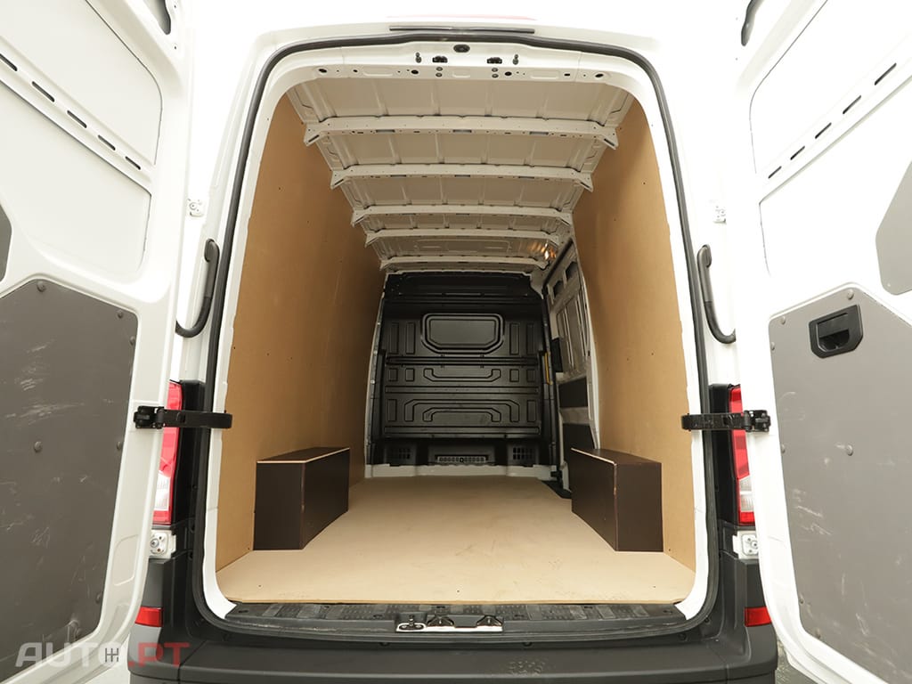 Volkswagen Crafter Crafter 35 2.0 TDI L3H3