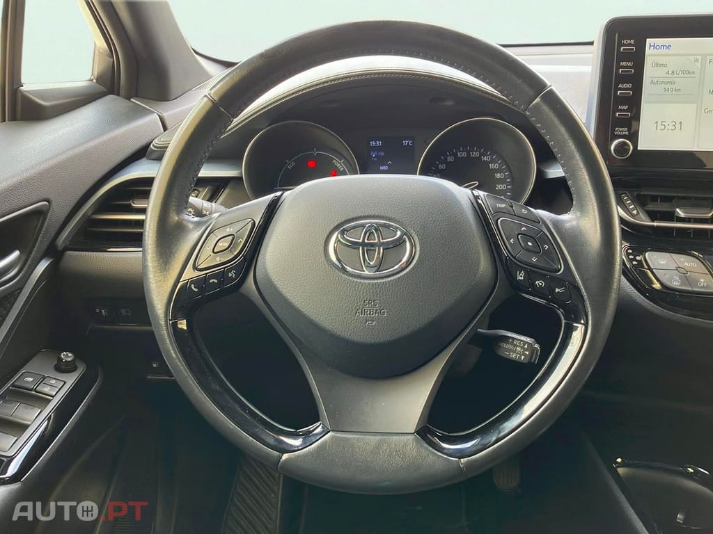 Toyota C-HR 1.8 Hybrid Square Collection