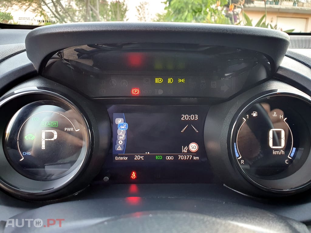 Toyota Yaris 1.5 VVT-i Hybrid Dynamic Force Luxury