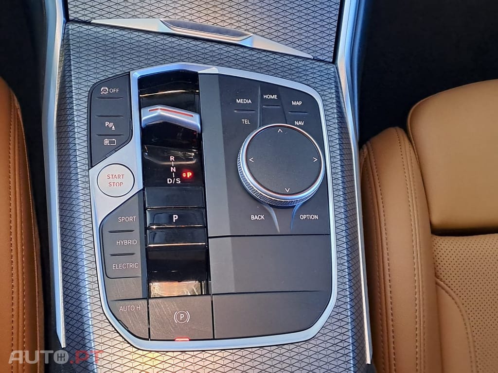 BMW 320 e Pack M