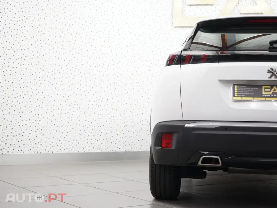 Peugeot 2008 1.2 PureTech Active Pack EAT8