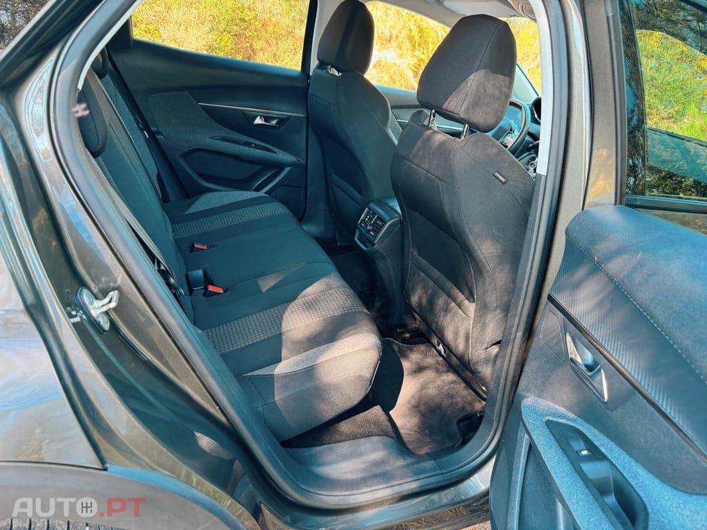 Peugeot 3008 1.5 BlueHDi Active Pack