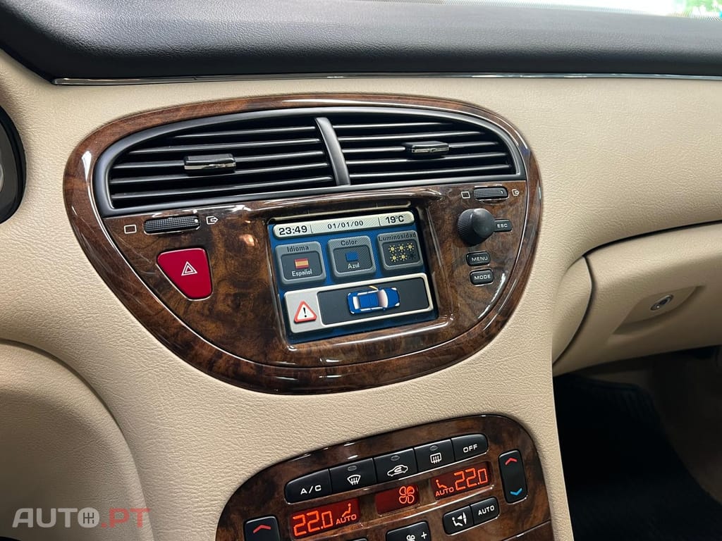 Peugeot 607 2.2 HDi Titane Automatic