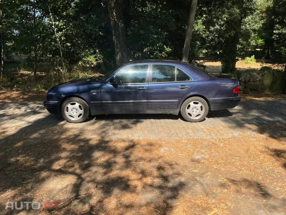 Mercedes-Benz E 300 TD Classic