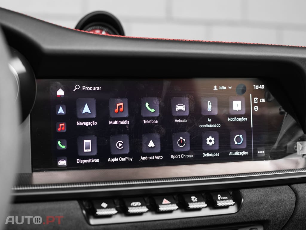 Porsche 992 Carrera 4 GTS PDK