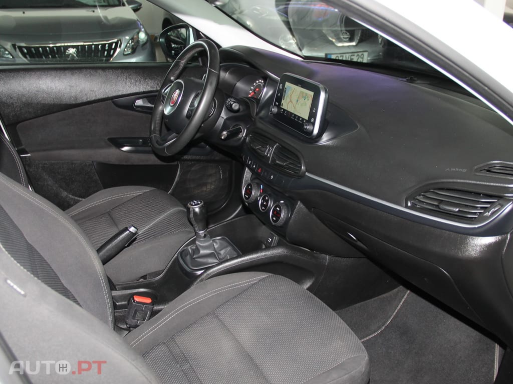 Fiat Tipo 1.3 M-Jet Easy