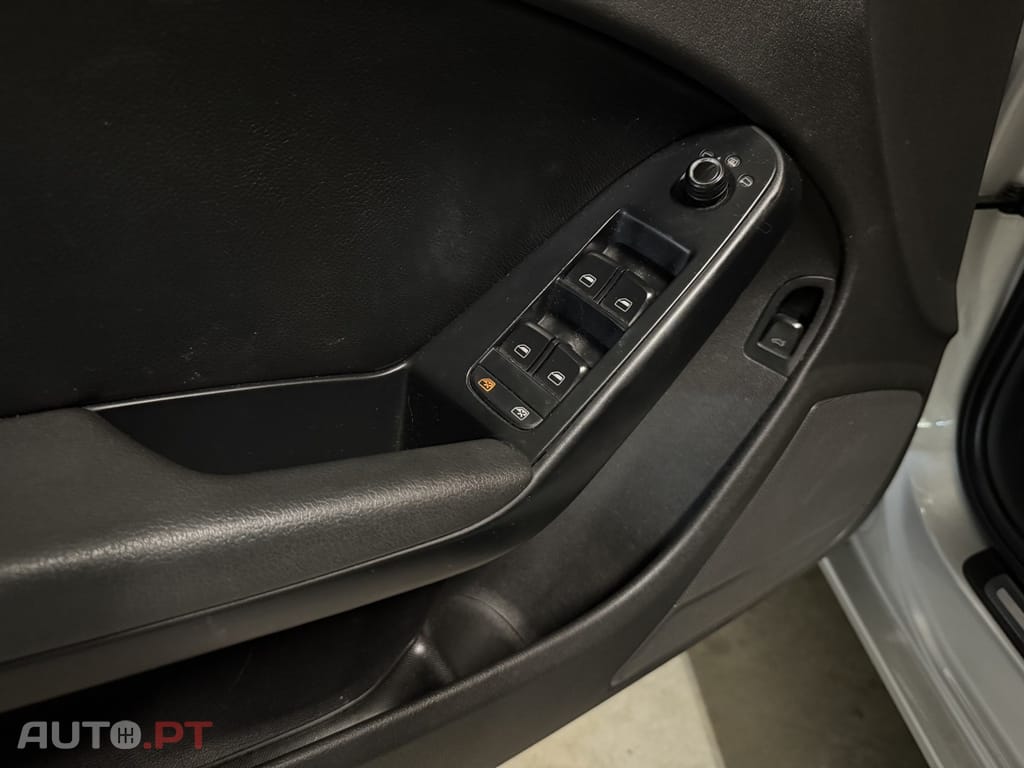 Audi A4 2.0 TDI S-line