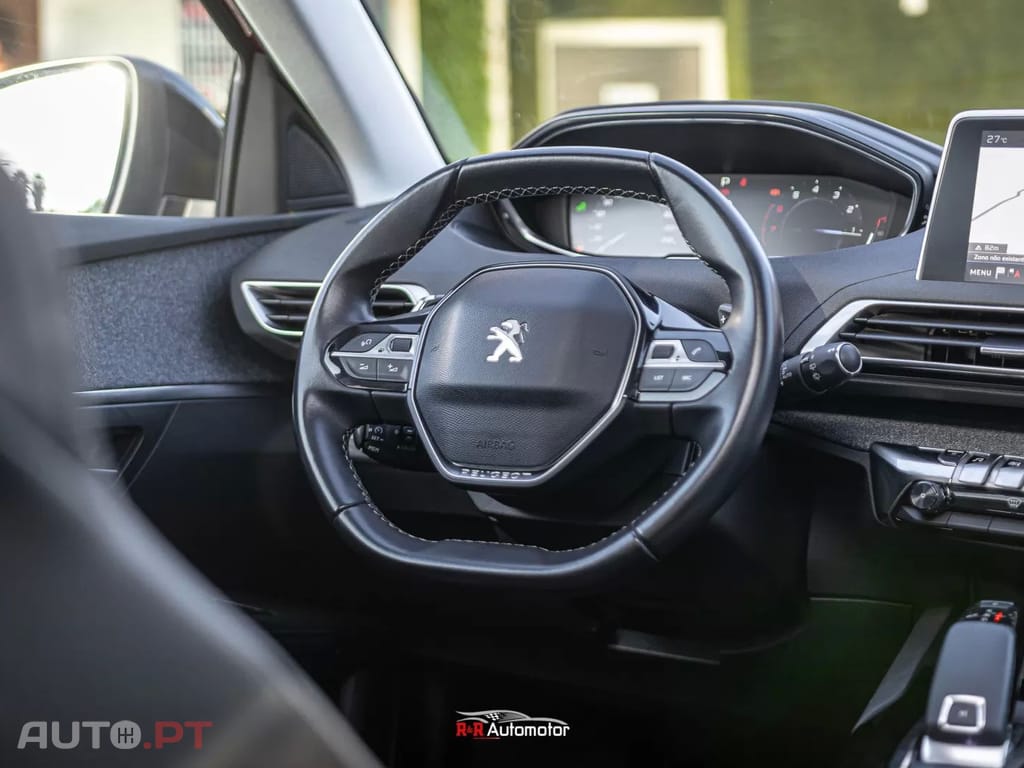 Peugeot 3008 1.2 PureTech Allure Pack EAT8