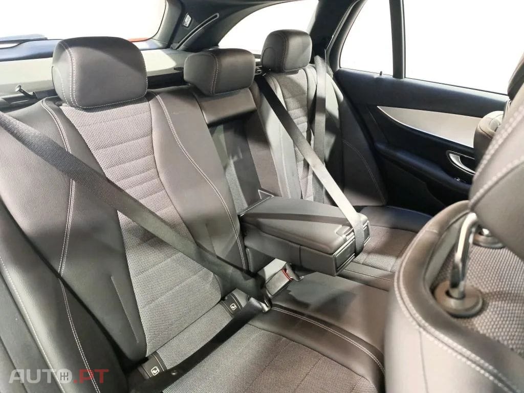 Mercedes-Benz E 300 de Avantgarde