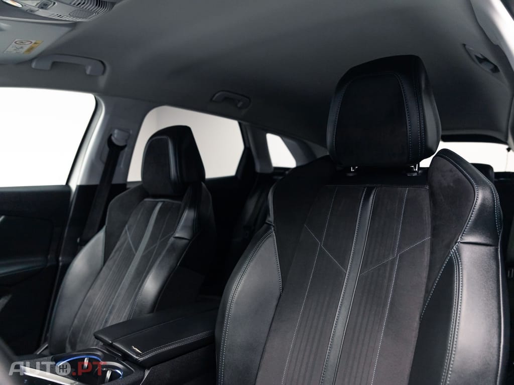 Peugeot 3008 1.5 BlueHDi Crossway EAT8