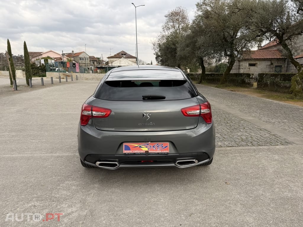 Citroen DS5 2.0 HDi Hybrid4 Sport Chic CMP6