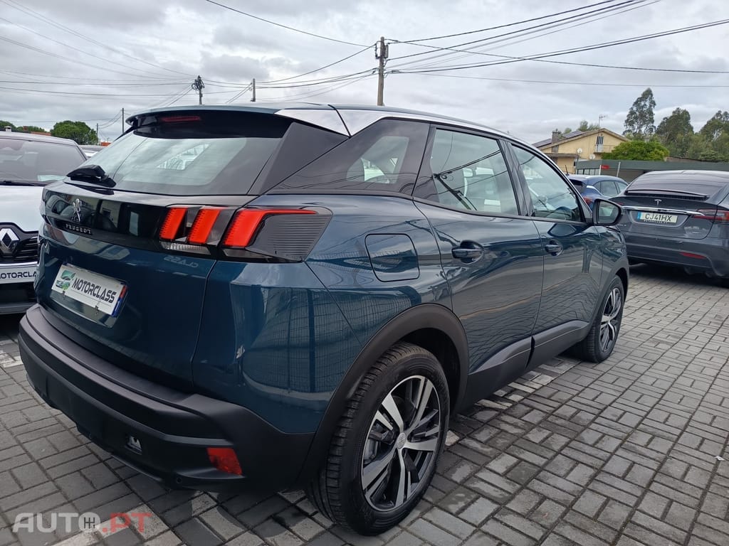 Peugeot 3008 1.5 BlueHDi Active Pack EAT8